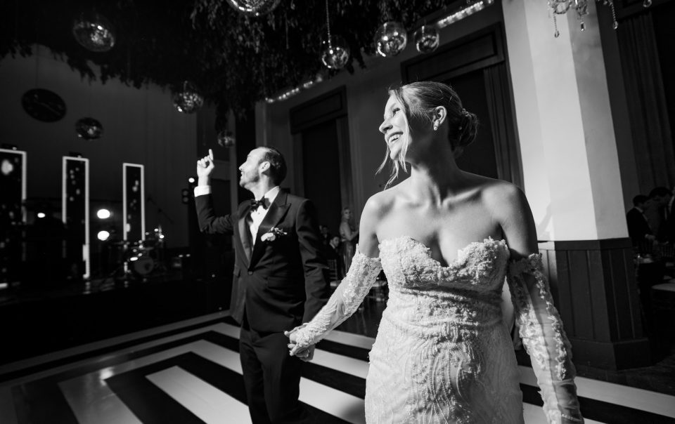 Novios en la pista de baile